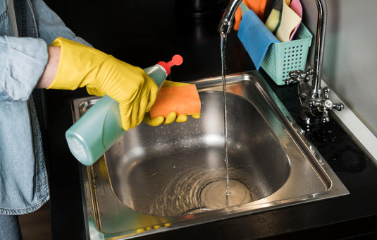 Kitchen or Bathroom Cleaning Per Day Service